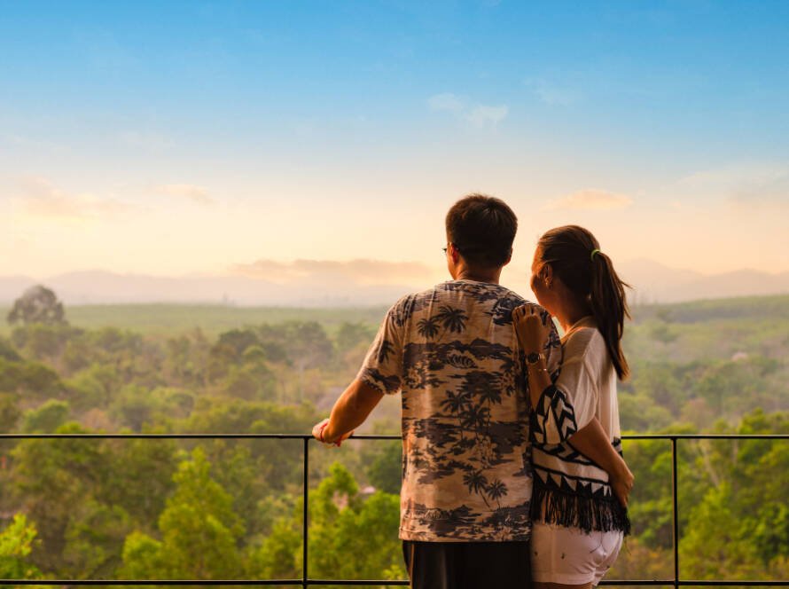 best honeymoon resorts in munnar private pool