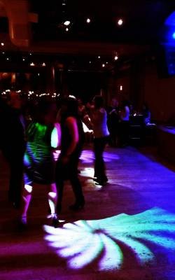 blurred-motion-people-night-min blurred-motion-people-night-min